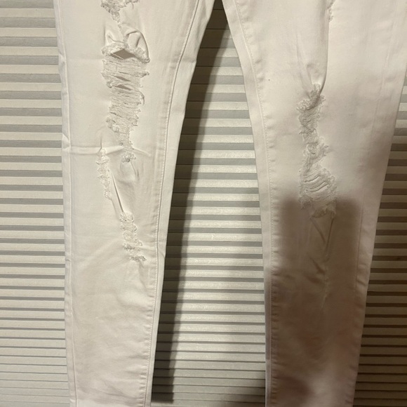 NWT Skinny High Rise Distressed White Jeans 29 - Picture 3 of 7
